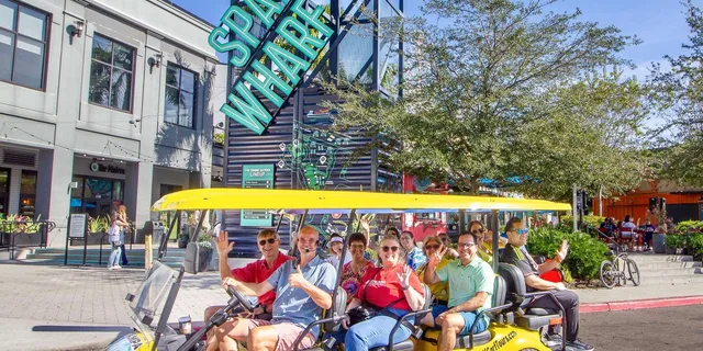 Tampa City Tour in Electric Golf Cart - Image 3