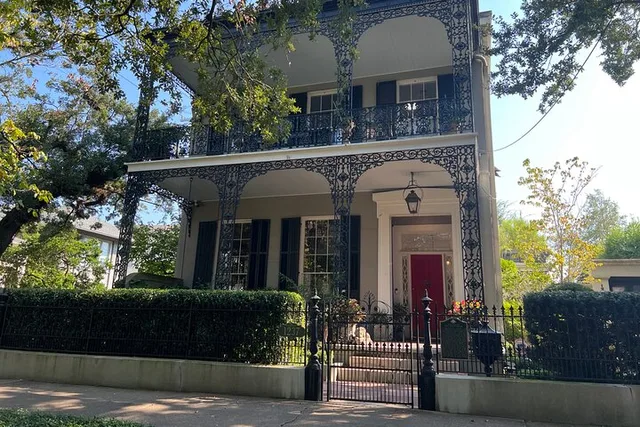 New Orleans Garden District Walking Tour - Image 2