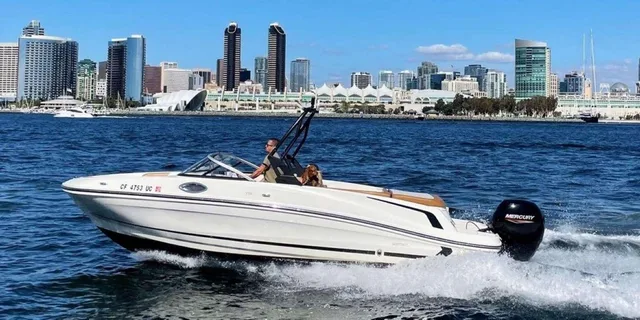San Diego Speed Boat Rental in San Diego Bay - Image 1
