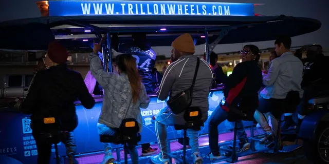 Houston Hip-Hop Party Bike Tour - Image 6