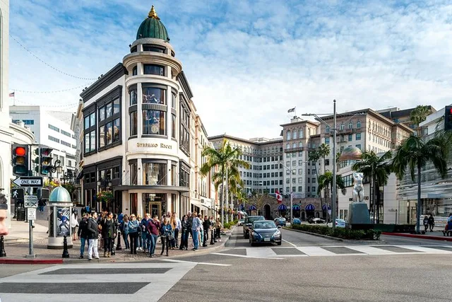 Los Angeles City Tour: Hollywood, Beverly Hills & Santa Monica 4.5 hr - Image 4