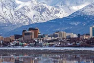 Anchorage Airport to City Center Private Transfer thumbnail 2