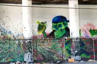 Los Angeles Arts District Graffiti and Mural Bike Tour thumbnail 5