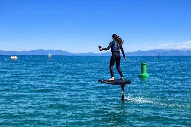 Lake Tahoe eFoil Lesson - Image 3