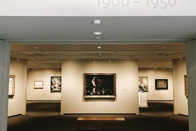 Washington DC National Archives and Portrait Gallery Tour - Image 6