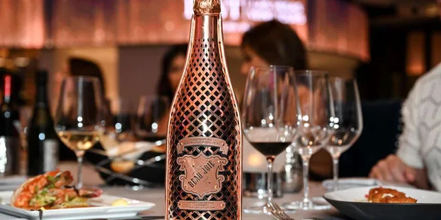 Las Vegas Wine & Food Tour with Sommelier - Image 6