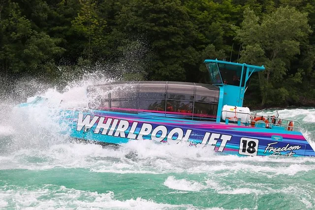 Niagara Falls Domed Jet Boat Tour - Image 2