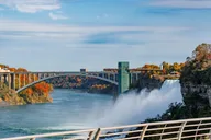 Niagara Falls Cross-Border Tour thumbnail 2