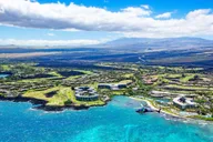 Kailua-Kona Helicopter Tour of Volcanoes and Waterfalls thumbnail 5