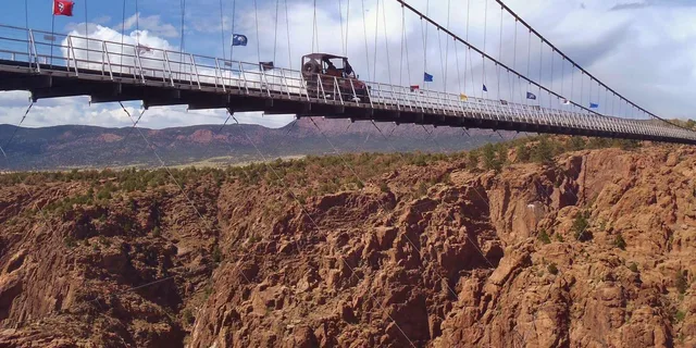 Cañon City Royal Gorge Jeep Tour - Image 2