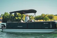 Austin Boat Charter on Lake Travis 3 hr thumbnail 1