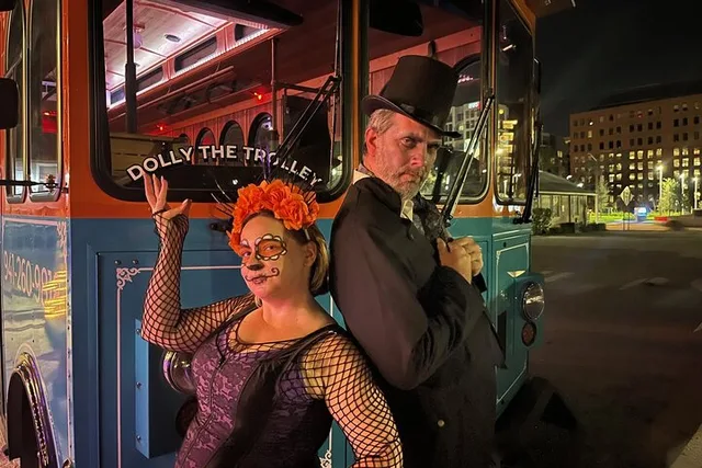 Sarasota Haunted Trolley Tour - Image 2