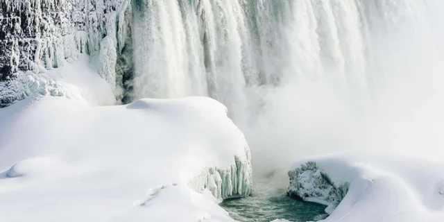 Niagara Falls Winter Wonder Tour - Image 1
