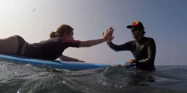 Maui Surf Safari with Equipment and Snacks - Image 3