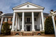 Charleston Boone Hall Plantation Tour with Transportation thumbnail 2