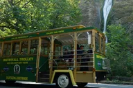 Multnomah Falls Trolley Tour Day Pass thumbnail 1