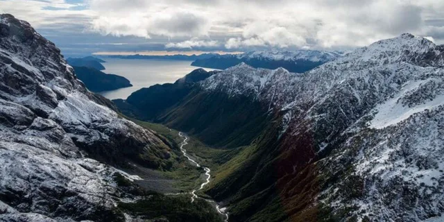 Seward Alpine Hike and Picnic Helicopter Tour - Image 4
