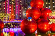 New York Rockefeller Center Christmas Tree Pedicab Tour thumbnail 2