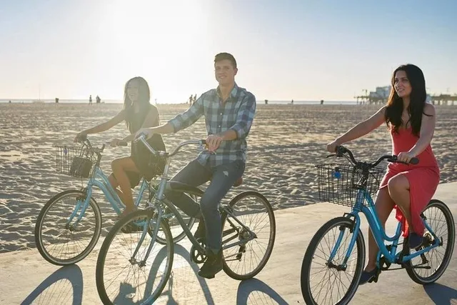 Pacific Beach Cruiser Bike Rental - Image 5