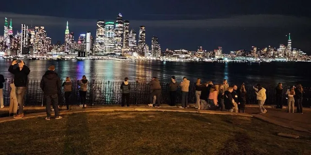 New York City Night Views Tour - Image 1