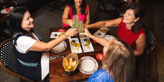 Fort Lauderdale Beach Food Tour - Image 3