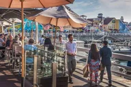 Los Angeles Beach Towns and Shoreline Village Tour thumbnail 4