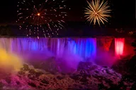 Niagara Falls Night Walking Tour thumbnail 2