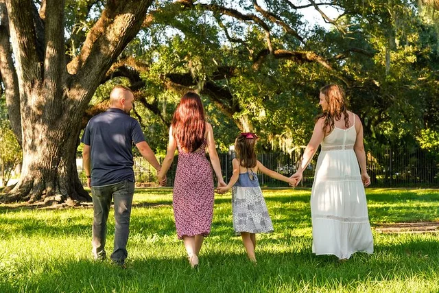 New Orleans Photoshoot in Audubon Park 1 hr - Image 2