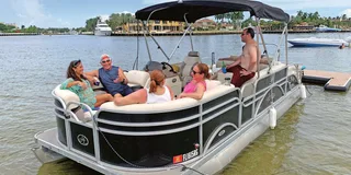 Fort Lauderdale Private Boat Cruise with Watertoys 4-Hours