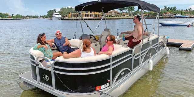 Fort Lauderdale Private Boat Cruise with Watertoys 4-Hours - Image 1