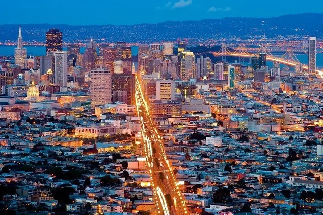 San Francisco Night Tour with a Local - Image 5