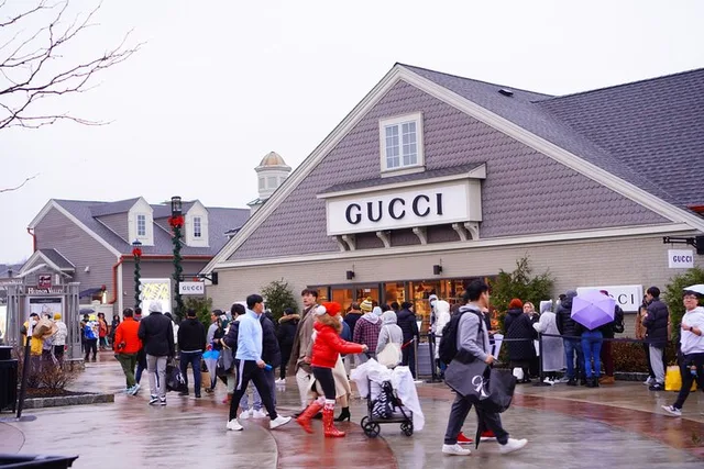 New York City Shopping Tour to Woodbury Common - Image 2