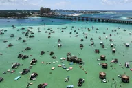 Destin Tiki Pub Crab Island Sandbar Cruise thumbnail 3