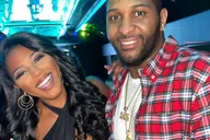 Las Vegas Nightclub and Bar Crawl with Party Bus thumbnail 1