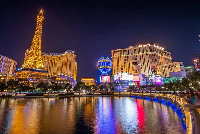 Las Vegas Private Airport Transfer by Ford Transit - Image 6