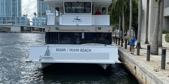 Miami Boat Party - Image 3