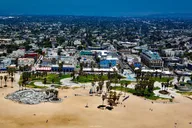 Los Angeles Highlights Private Driving Tour thumbnail 6