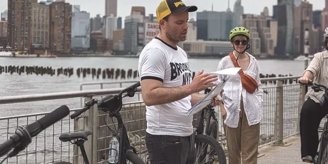 Brooklyn Bike Tour Like a Local 3.5 hr - Image 4