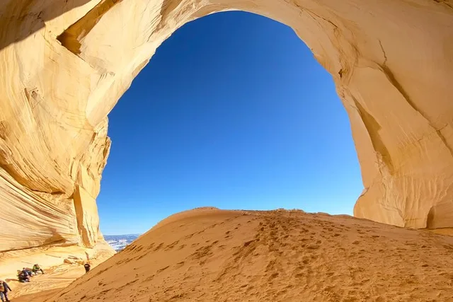 Kanab Off-road & Guided Hike Adventure - Image 5