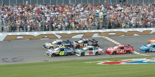 NASCAR Coke Zero 400 Race Day Packages - Image 2