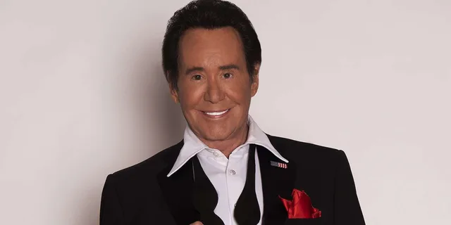 Las Vegas Wayne Newton Show - Image 2