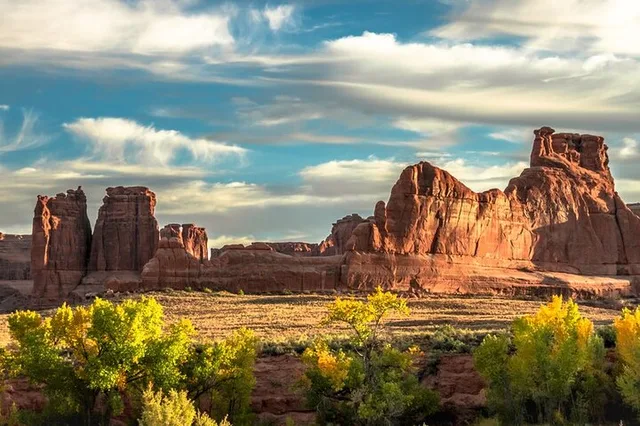 Arches National Park Guided Hike - Image 5