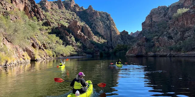 Saguaro Lake Guided Kayaking Tour - Image 5