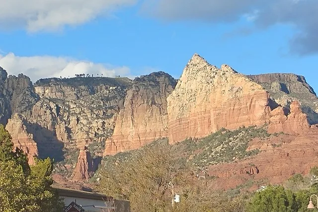 Sedona Vortex Empowerment Workshop and Land Tour - Image 4