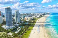Miami Sightseeing Yacht and South Beach Tour thumbnail 2