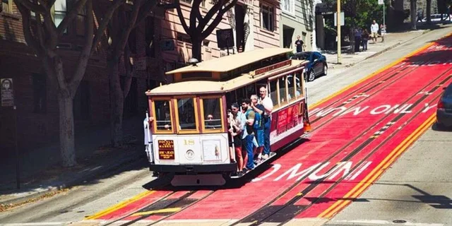 San Francisco Cable Car Tour with App-Based Guide - Image 2