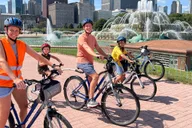 Chicago City Bike Tour of Downtown Attractions thumbnail 2