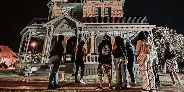Phoenix History and Ghost Hunting Tour - Image 1
