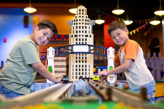 Bay Area LEGOLAND Discovery Center Admission - Image 3