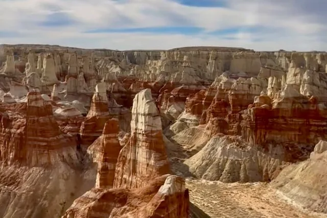 Phoenix Helicopter Tour to Antelope Canyon - Image 3